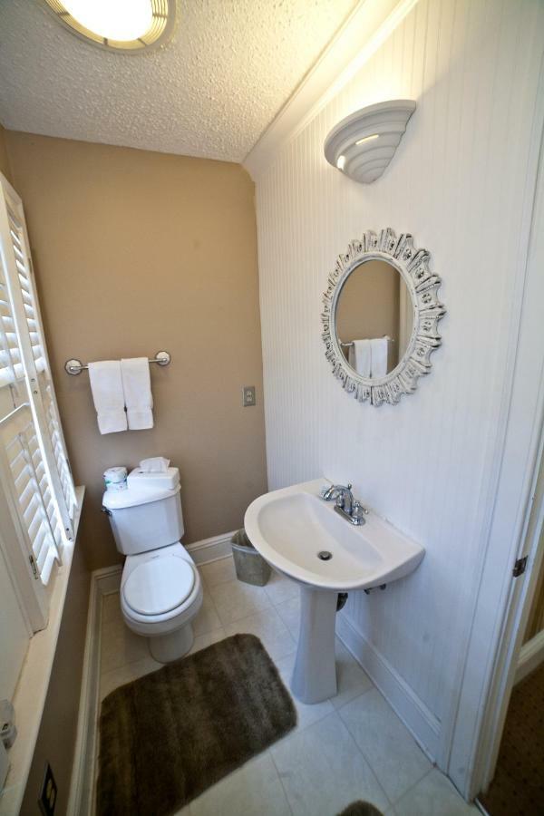 เดอโซโต บีช เบด แอนด์ เบรคฟาสต์ Bed & Breakfast ไทบีไอส์แลนด์ ภายนอก รูปภาพ