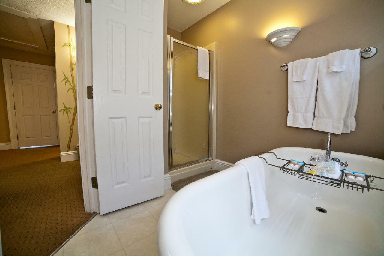เดอโซโต บีช เบด แอนด์ เบรคฟาสต์ Bed & Breakfast ไทบีไอส์แลนด์ ภายนอก รูปภาพ